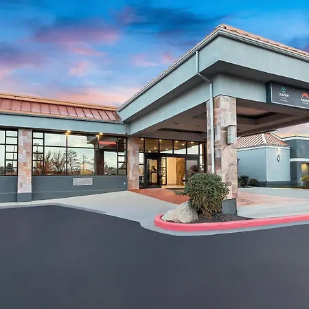 Suburban Studios Salt Lake City Airport-3